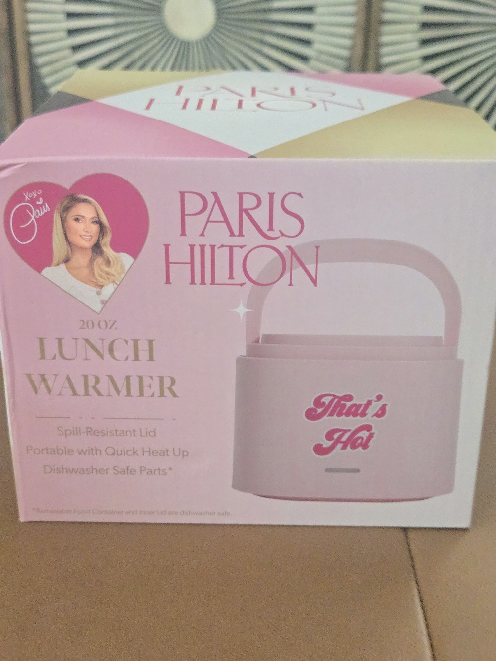 Paris Hilton Pink 20 oz Lunch Warmer - "That's Hot"